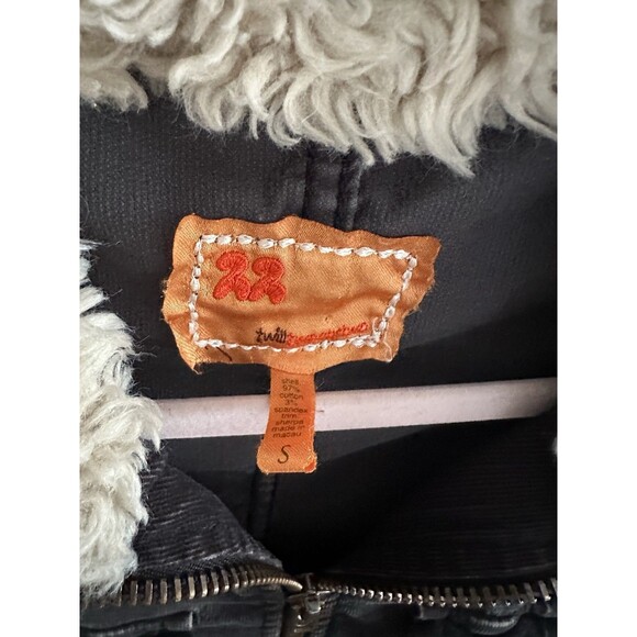 22 Twenty Two Black Corduroy Faux Fur Trim‎ Small Full Zip ASO Gilmore Girls - Picture 5 of 8